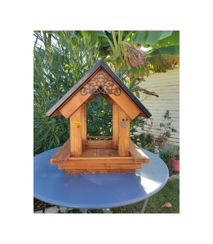 Grande mangeoire pour toutes les espèces d'oiseaux des jardins